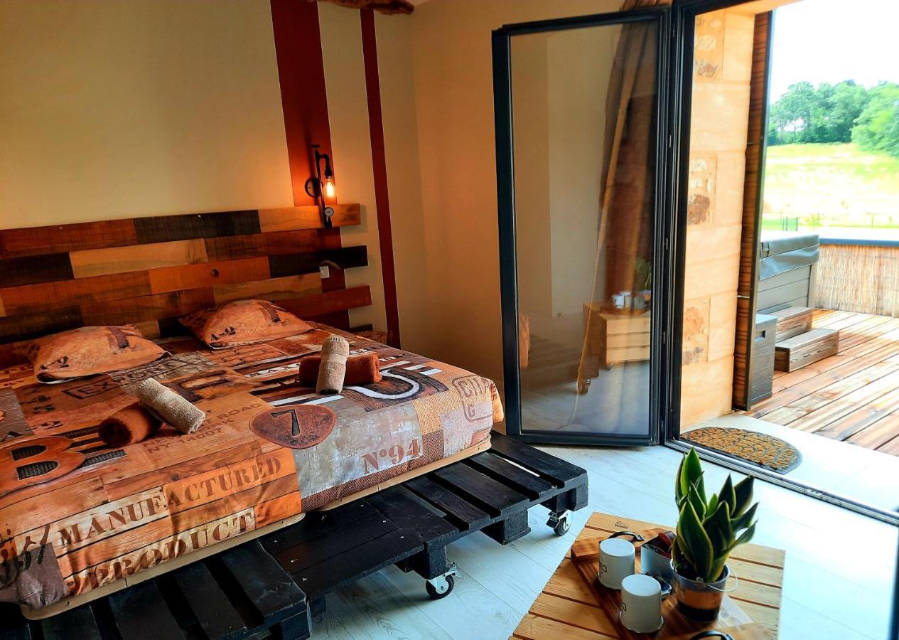 Bien Etre Simple Hotel Villajou Eksteriør billede
